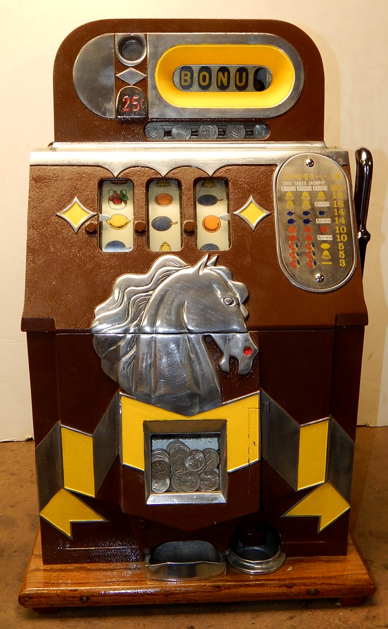 Slot machine serial number lookup